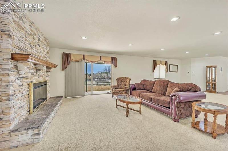 5025 Brady Rd, Colorado Springs, CO 80915
