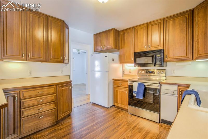 5026 S Mabre Ct, Littleton, CO 80123