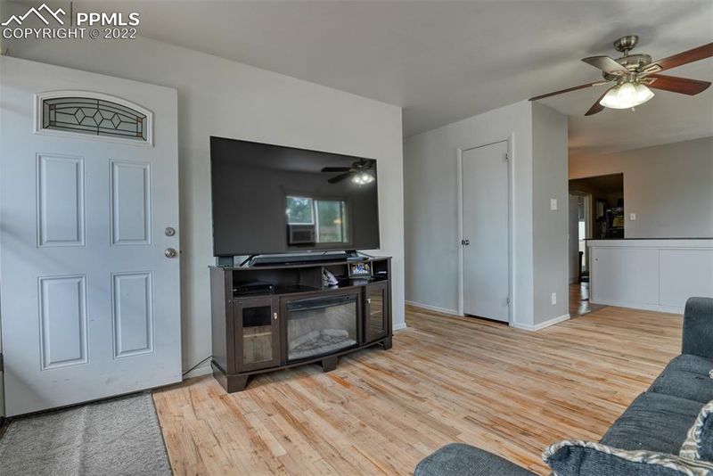 504 Birch Dr, Colorado Springs, CO 80911