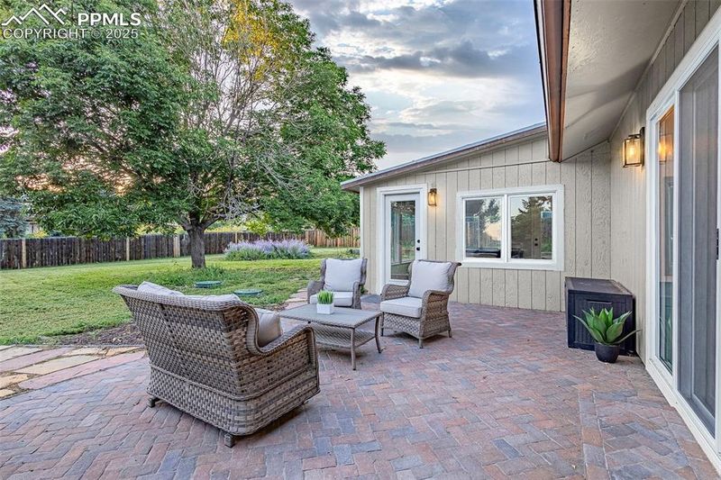 5050 Turquoise Dr, Colorado Springs, CO 80918