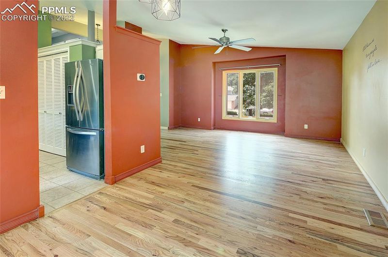 5055 Willowbrook Rd, Colorado Springs, CO 80917