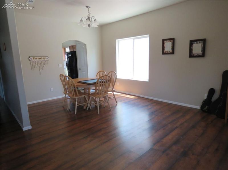 5060 Buchanan Dr, Pueblo, CO 81008