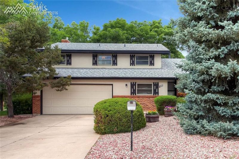 5060 Escapardo Way, Colorado Springs, CO 80917