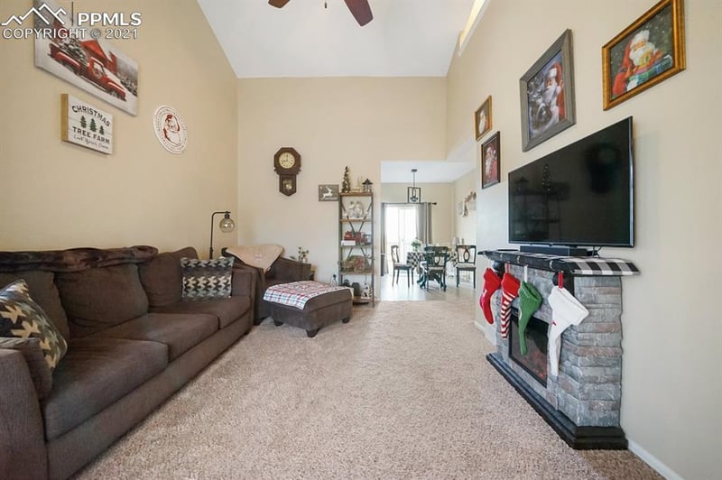 5067 Laredo Ridge Dr, Colorado Springs, CO 80922