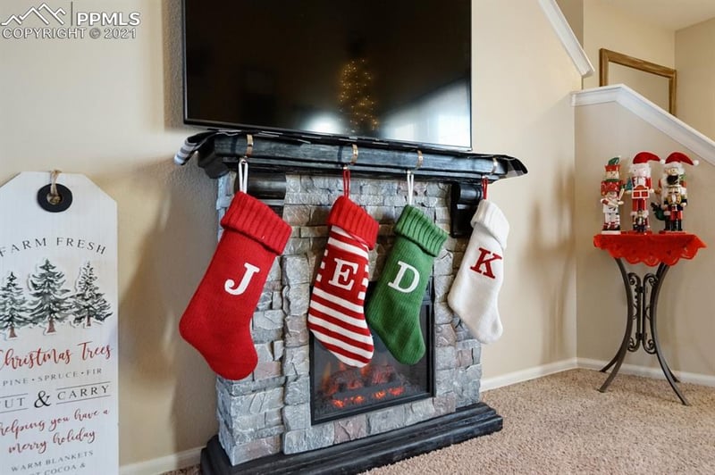 5067 Laredo Ridge Dr, Colorado Springs, CO 80922