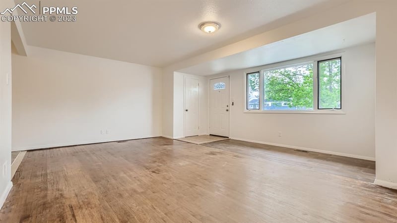 508 Rose Dr, Colorado Springs, CO 80911