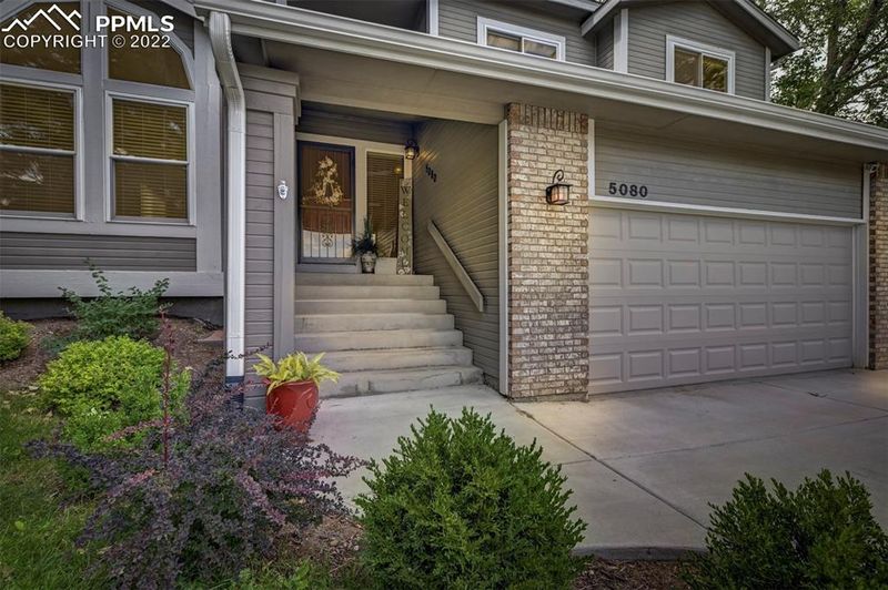 5080 Broadmoor Bluffs Dr, Colorado Springs, CO 80906
