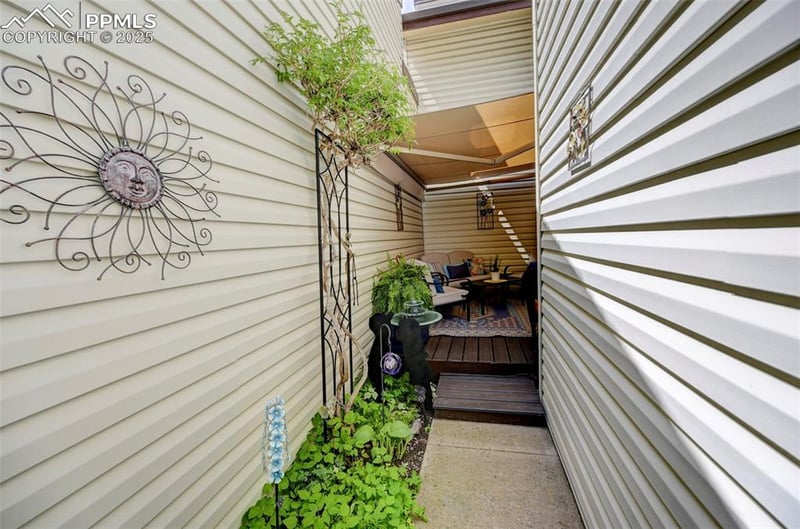 5083 Masheena Ln, Colorado Springs, CO 80917