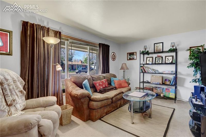 509 Aspen Dr, Colorado Springs, CO 80911