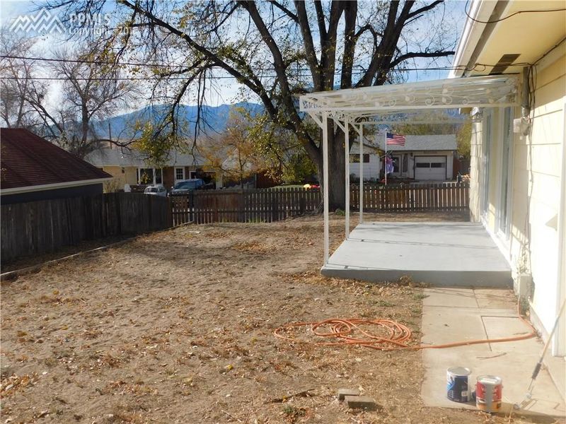 509 Violet Dr, Colorado Springs, CO 80911