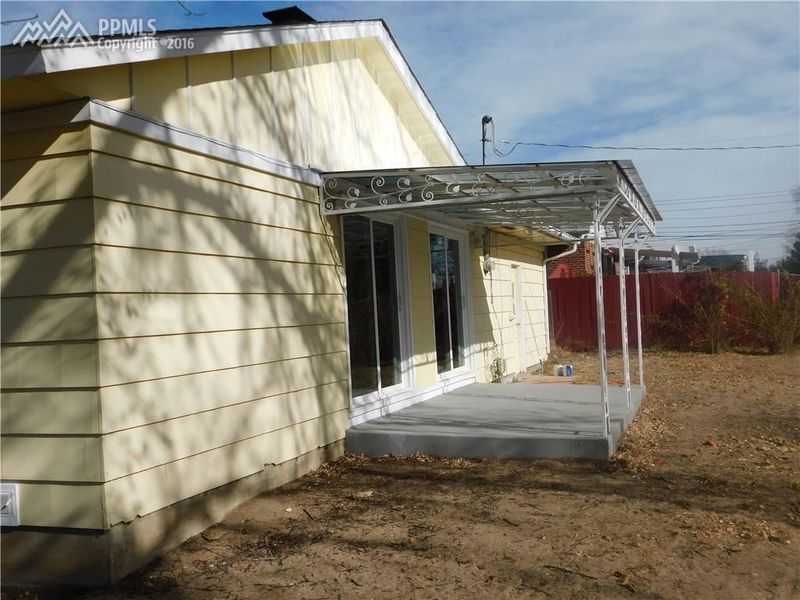 509 Violet Dr, Colorado Springs, CO 80911