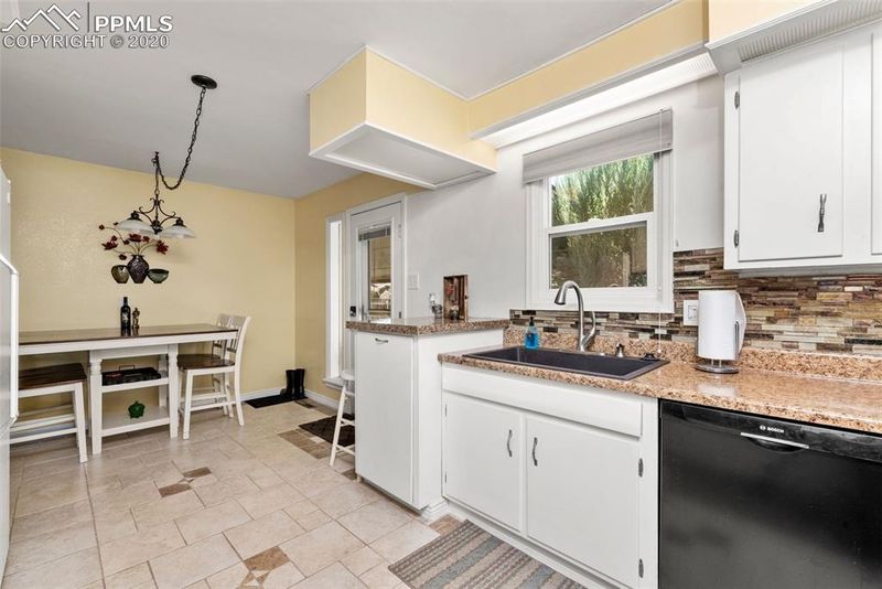51 Duke St, Pueblo, CO 81005