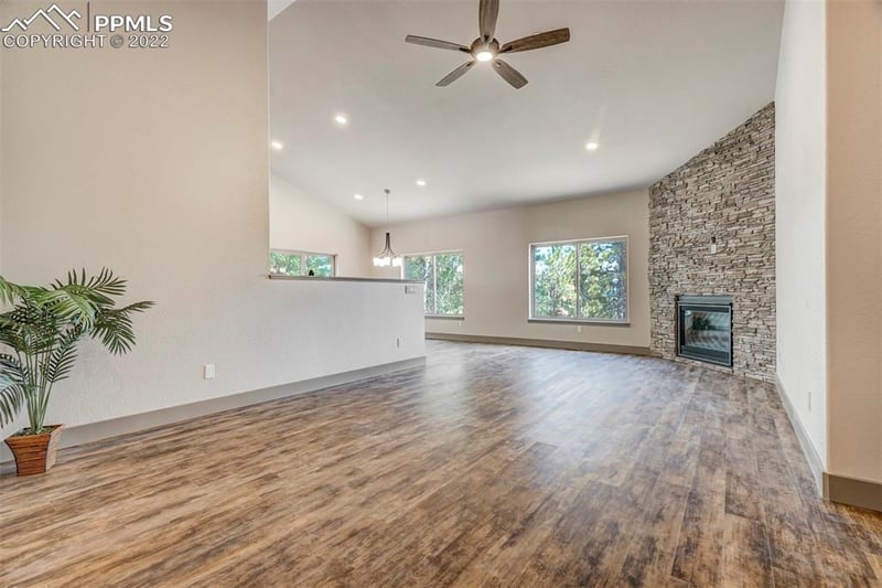 510 Crestview Ln, Woodland Park, CO 80863