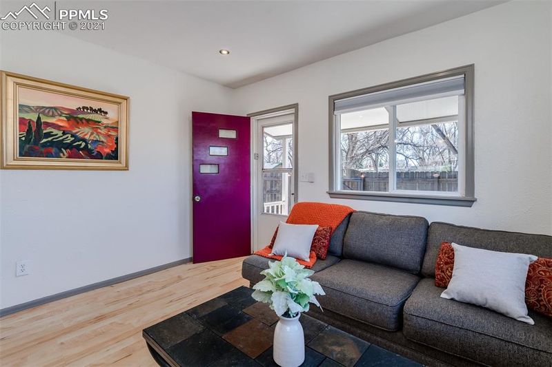 510 W Harrison St, Colorado Springs, CO 80907