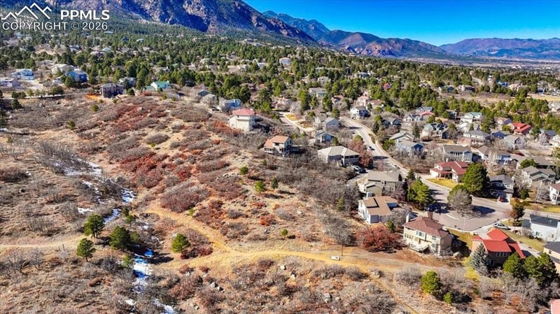 5105 Broadmoor Bluffs Dr, Colorado Springs, CO 80906