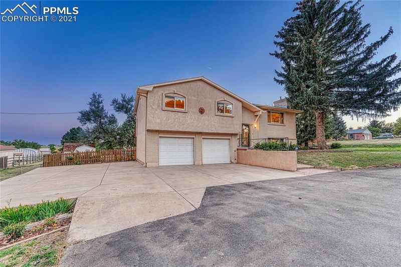 5109 Brady Rd, Colorado Springs, CO 80915
