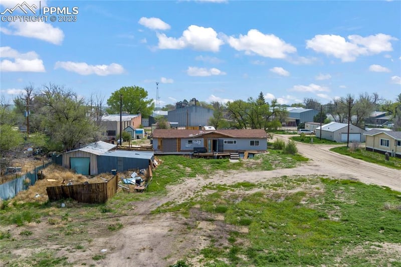 511 Buffalo St, Simla, CO 80835