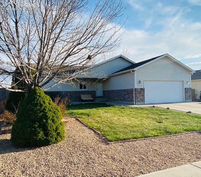 5110 Aramis Ct, Pueblo, CO 81005