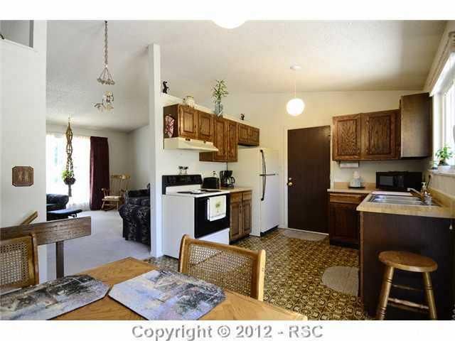 5110 N Hackamore Dr, Colorado Springs, CO 80918