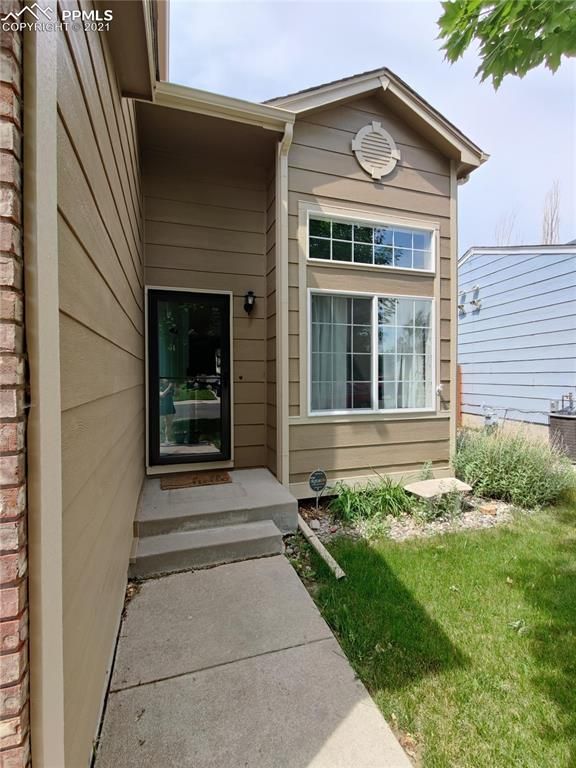 5111 Slickrock Dr, Colorado Springs, CO 80923