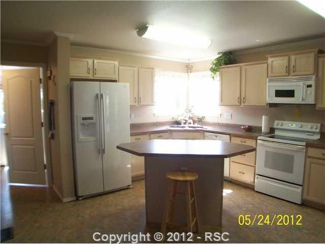 5119 Hawk Springs Dr, Colorado Springs, CO 80923