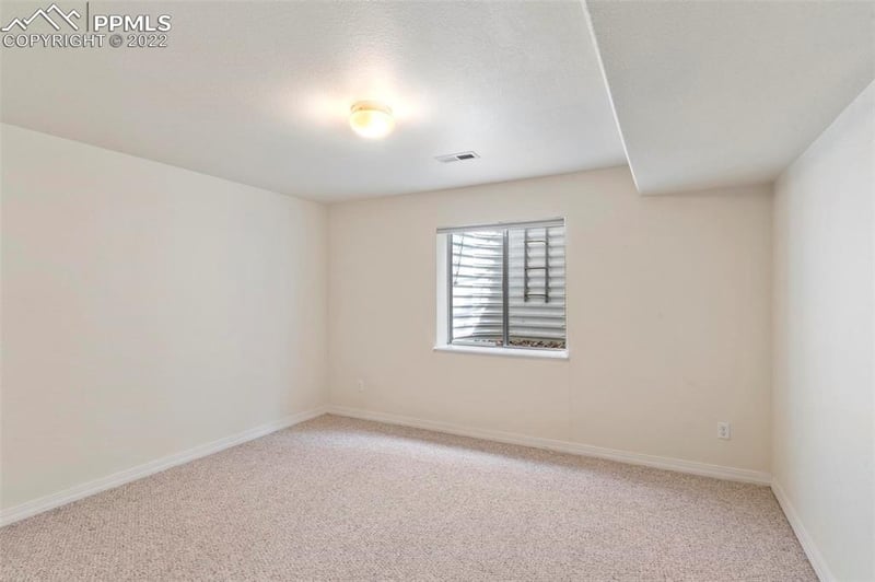5120 Bluestar Dr, Colorado Springs, CO 80919