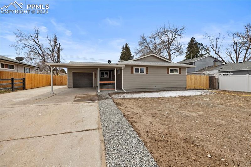 513 Esther Dr, Colorado Springs, CO 80911