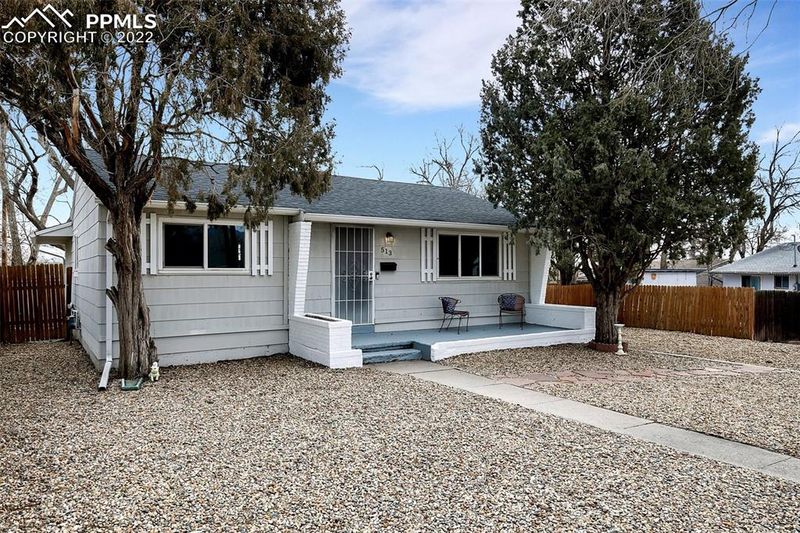 513 Huron Rd, Colorado Springs, CO 80910