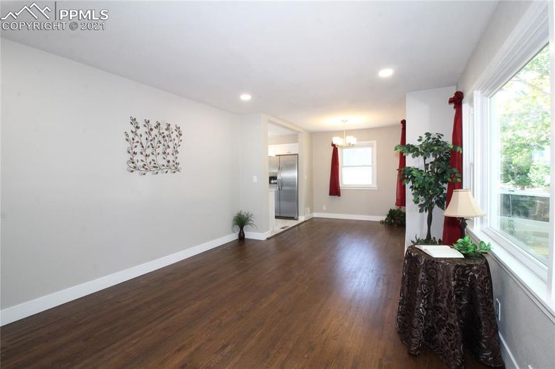 513 Pleasant St, Colorado Springs, CO 80904