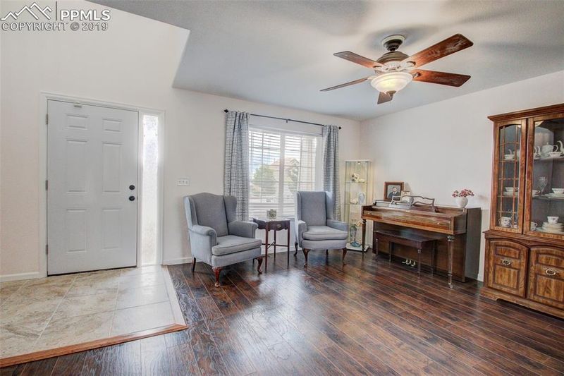 5132 Belle Star Dr, Colorado Springs, CO 80922