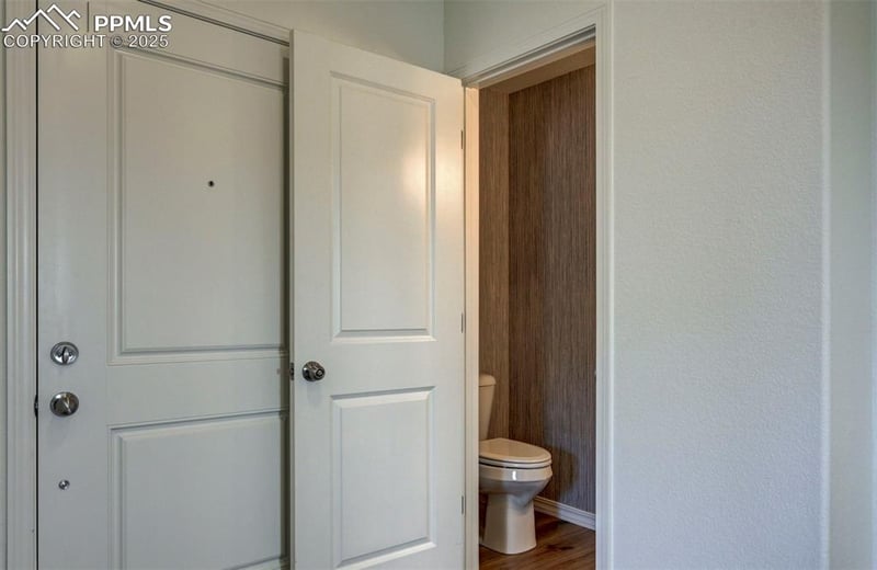 5133 Devers Ct, Colorado Springs, CO 80925