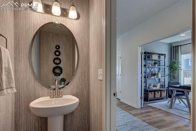 5133 Devers Ct, Colorado Springs, CO 80925