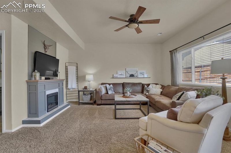 5136 Killdeer Dr, Pueblo, CO 81008