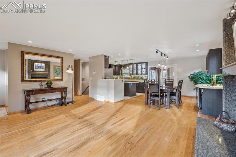 514 Crystal Hills Blvd, Manitou Springs, CO 80829