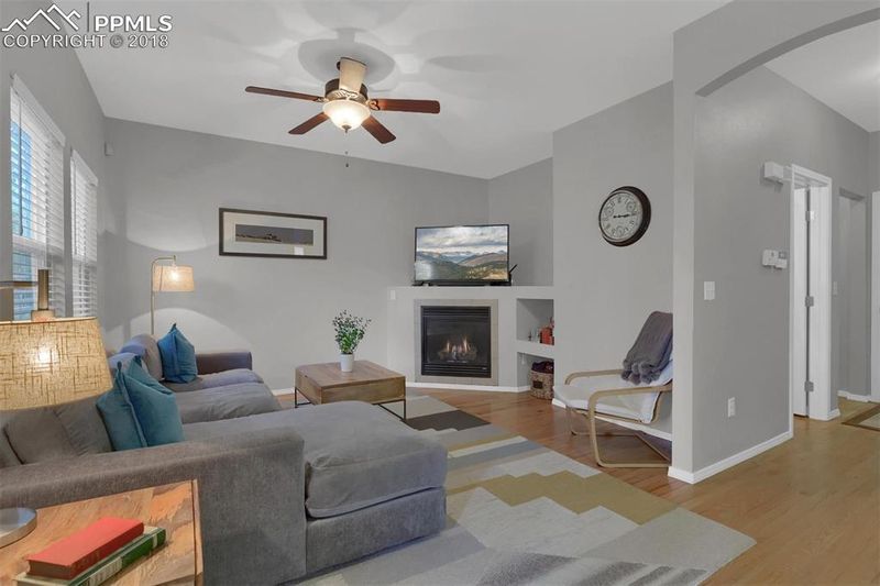 515 E Columbia St, Colorado Springs, CO 80907