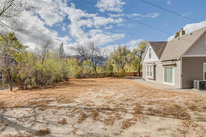 515 S El Paso St, Colorado Springs, CO 80903