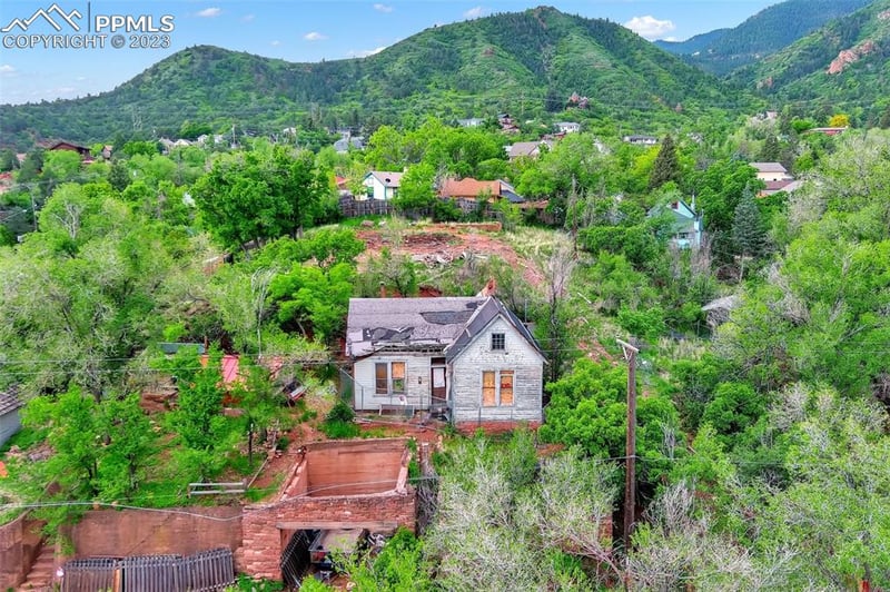 515 High St, Manitou Springs, CO 80829