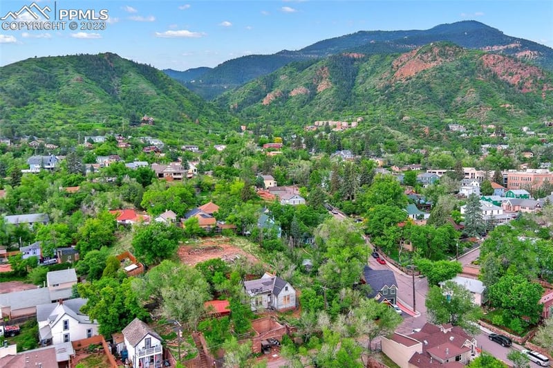 515 High St, Manitou Springs, CO 80829
