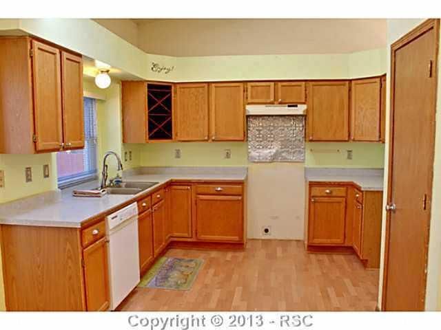5150 Plumstead Dr, Colorado Springs, CO 80920
