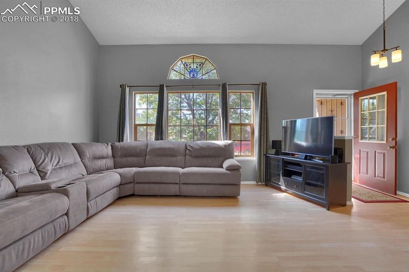 5150 Quill Dr, Colorado Springs, CO 80911
