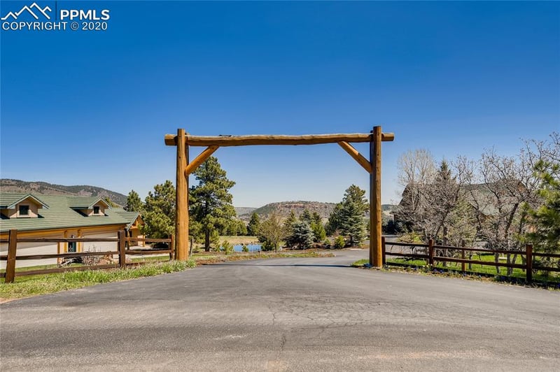 5150 Redstone Ridge Rd, Monument, CO 80132