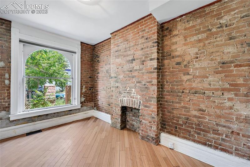 516 W 1st Ave, Denver, CO 80223