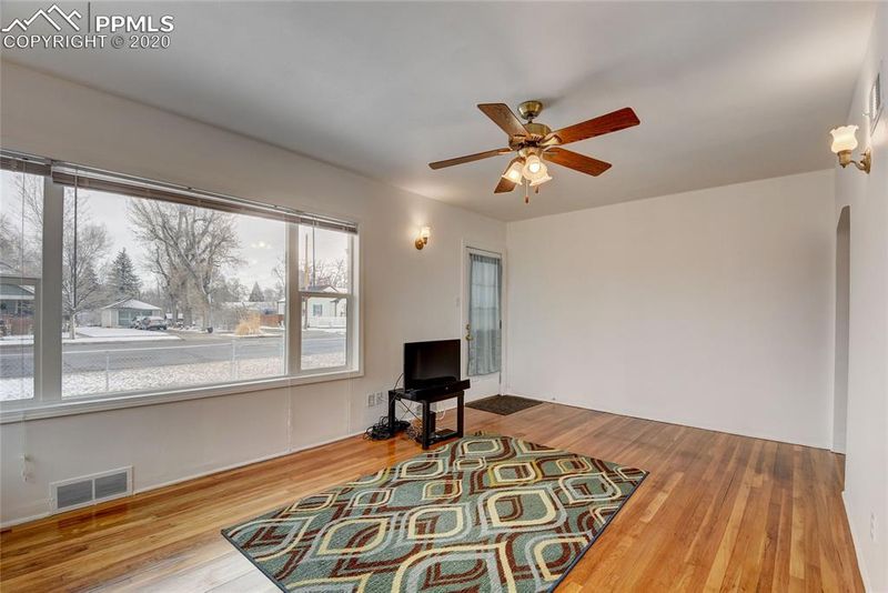 516 W Bijou Ave, Fort Morgan, CO 80701
