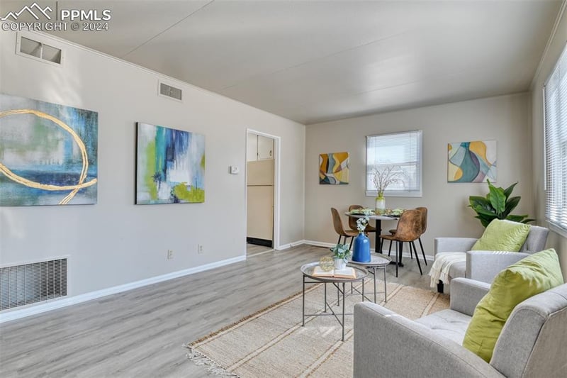 516 Cheyenne Rd, Colorado Springs, CO 80905