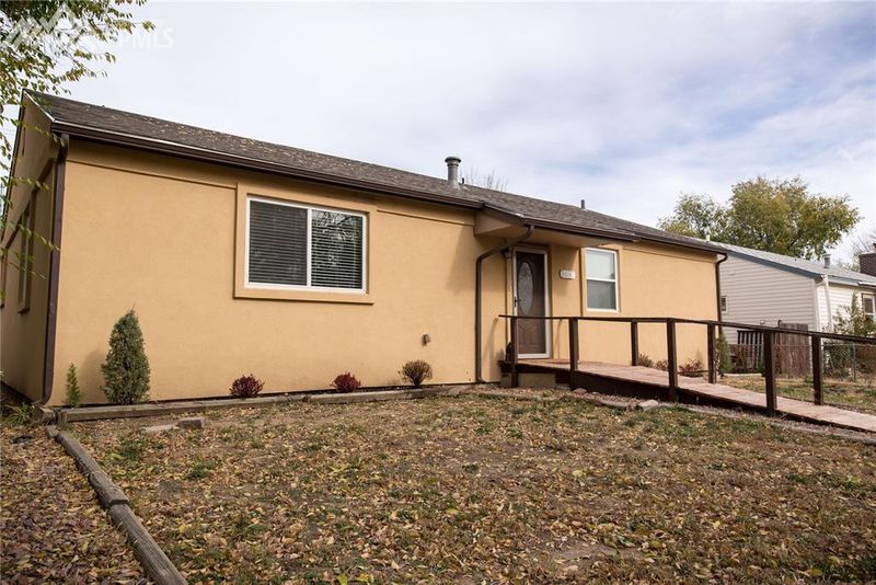 516 Crest St, Fountain, CO 80817