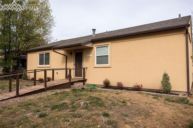 516 Crest St, Fountain, CO 80817