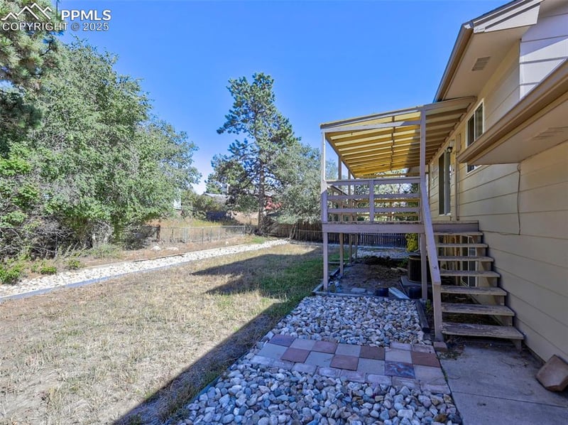 5165 Crestwood Dr, Colorado Springs, CO 80918