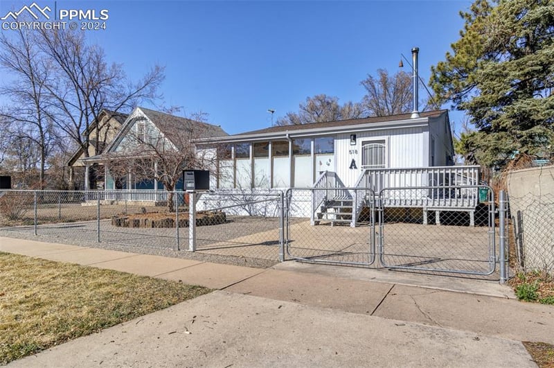 518 Bijou St, Colorado Springs, CO 80903