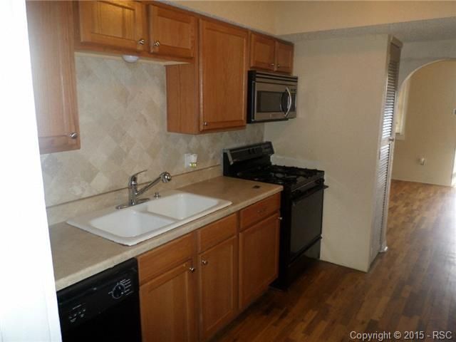 518 Prairie Rd, Colorado Springs, CO 80909