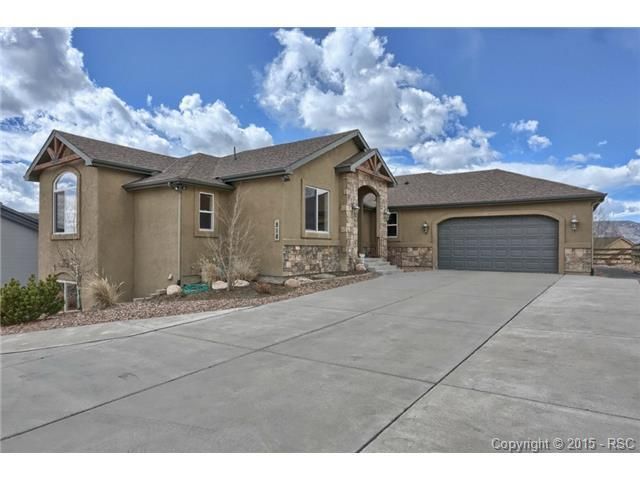 518 Saber Creek Dr, Monument, CO 80132